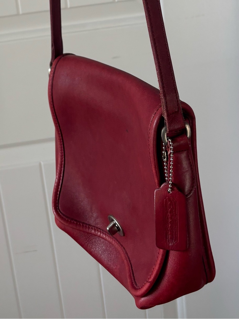 Coach vintage legacy red crossbody purse 9076 - Picture 3 of 10